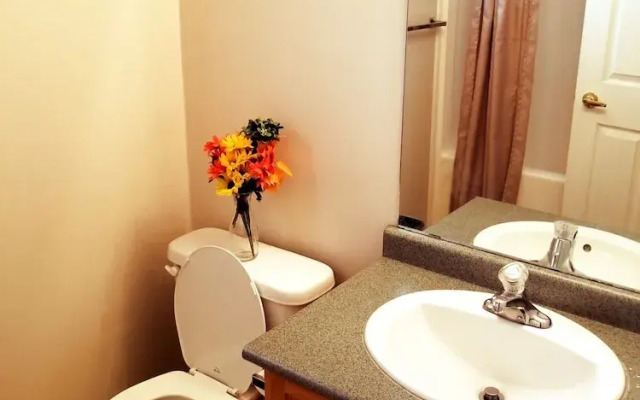 Christina Lake Lodge