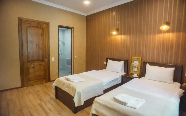 Hotel Almi