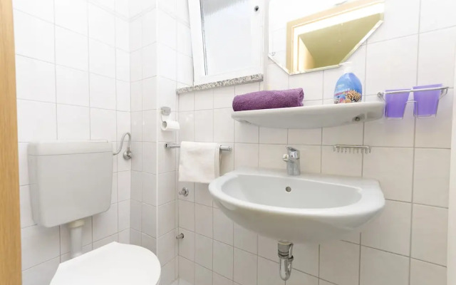 Apartment and Room Ilija