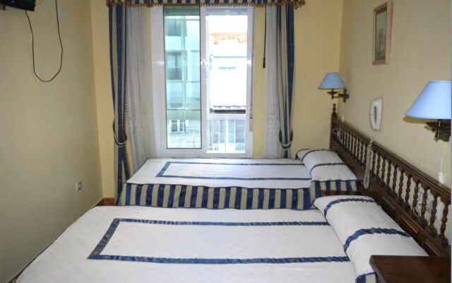 Hostal Casais
