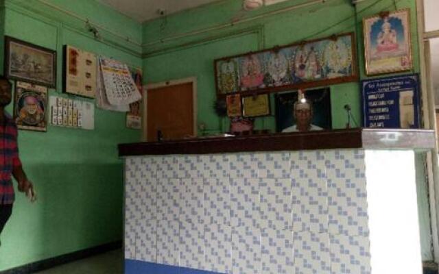 Sri Annapoorna Lodge