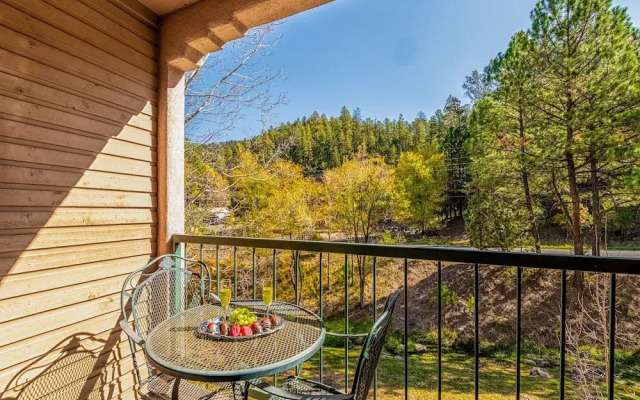 Canyon Creek Lodge 218