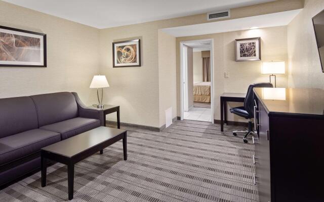 Best Western Pasadena Royale Inn & Suites