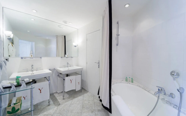 Hôtel Le Y Saint-Tropez