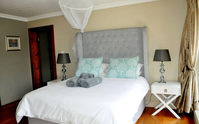 Fever Tree Manor