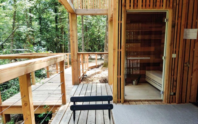 Loire Valley Lodges - Hotel