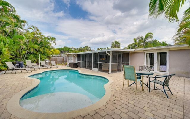 Pelican Nest, Tropical Naples Villa w/ Pool