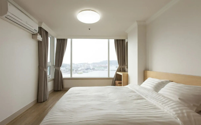 Chungmu Kumho Resort