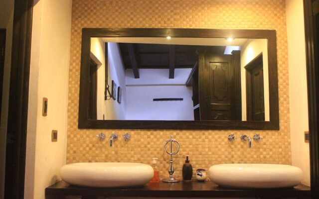 Hotel Antigua Inn Central