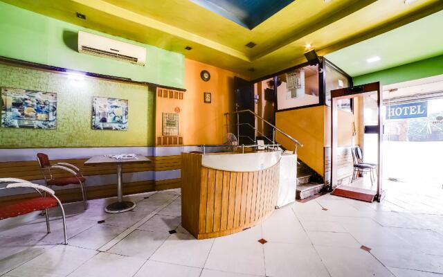 OYO 68163 Hotel Chandrika Inn