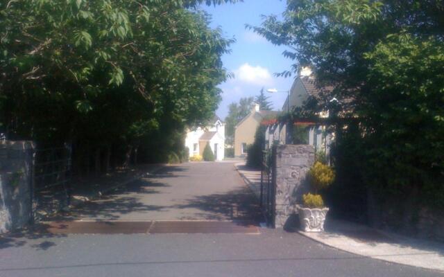 The Waterside Cottages