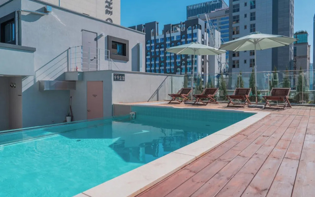 Jamsil Orosie Tourist Hotel