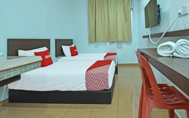 OYO 90559 Ummul Motel C Mart