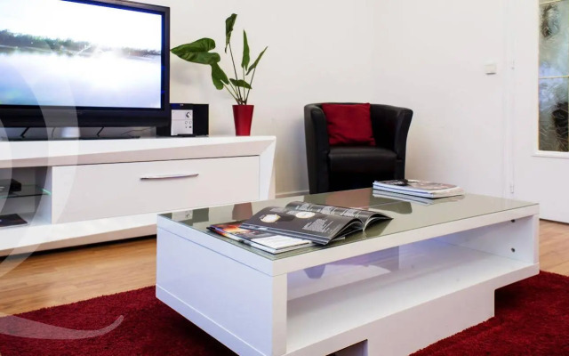 The Queen Luxury Apartments - Villa Carlotta