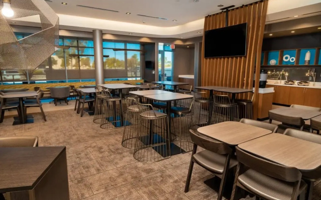 SpringHill Suites Newark Fremont