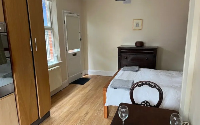 7a Sir Alf Ramsey Way