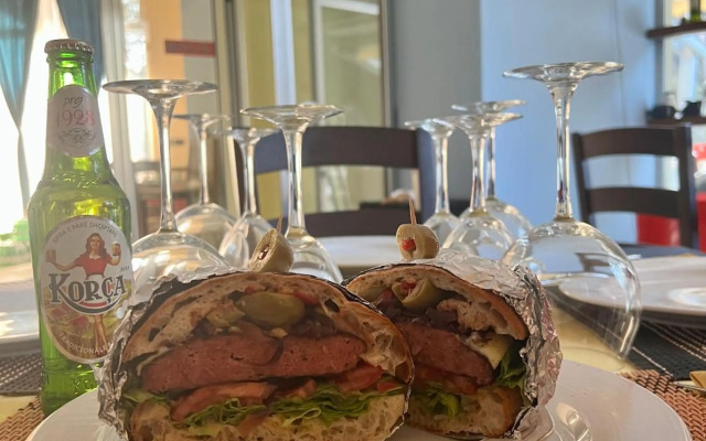 Hotel Garden Albania