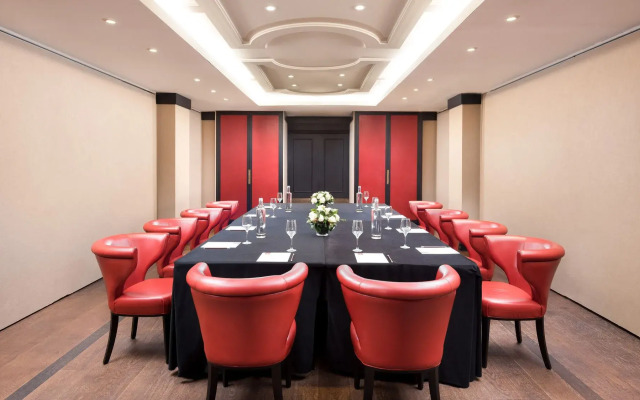 Отель Alfonso XIII, a Luxury Collection Hotel, Seville