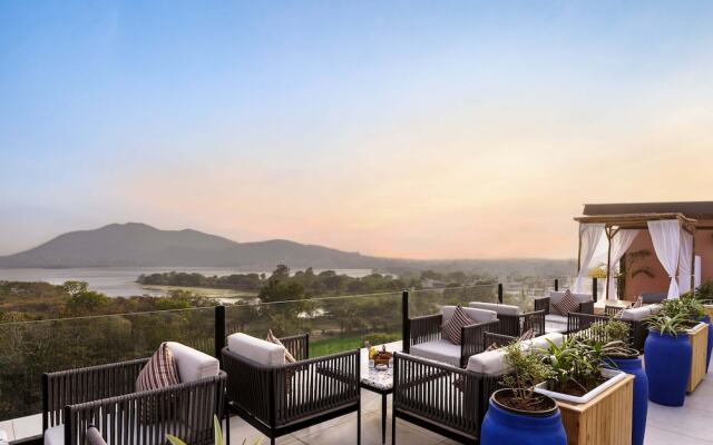 The Sierra - A Luxury Stay