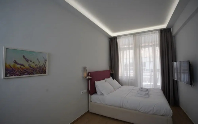 Tip Top Suites