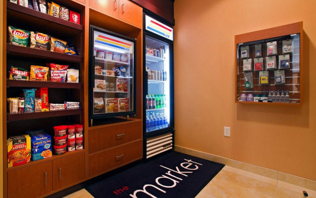 Fairfield Inn & Suites by Marriott San Antonio Alamo Plaza/Convention Center