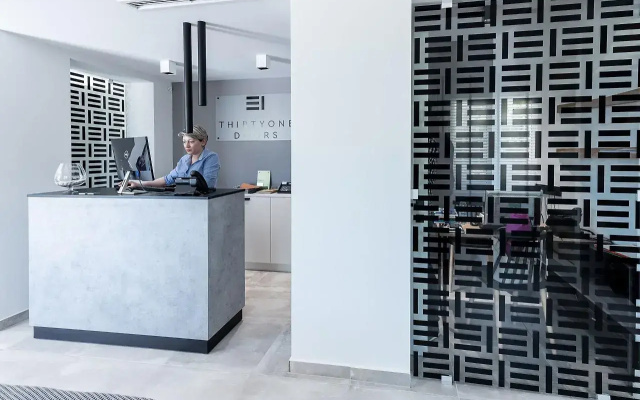 31 Doors Hotel
