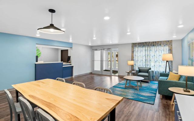 WoodSpring Suites Richmond Airport