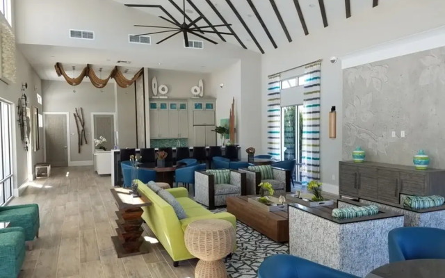Veranda Palms - 4452