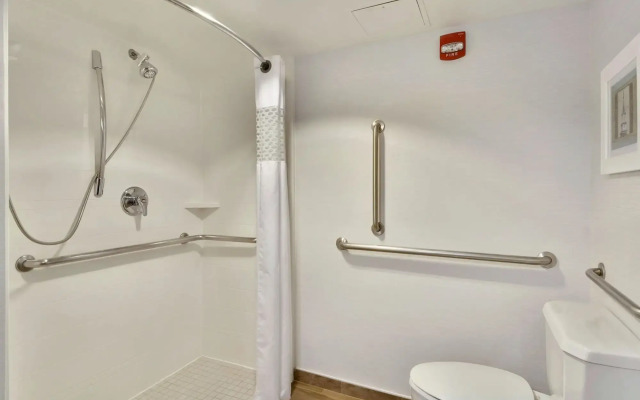 Hampton Inn Alexandria-Old Town/King St. Metro