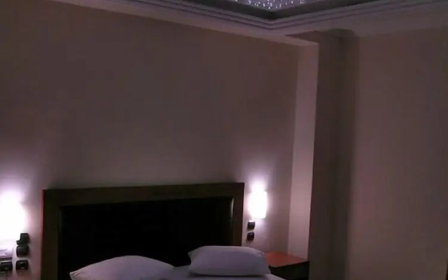 Theoxenia Hotel