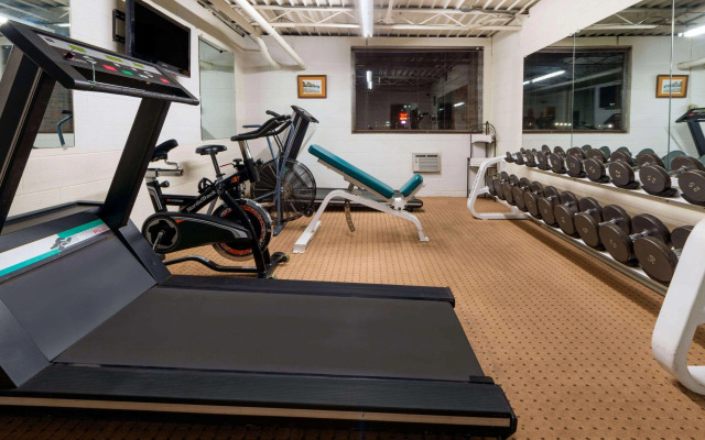 Howard Johnson Burlington