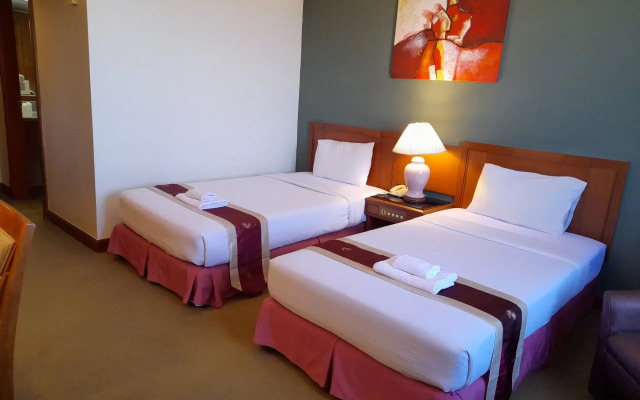 Songphanburi Hotel