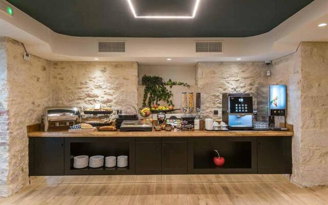 Artion City Boutique Hotel