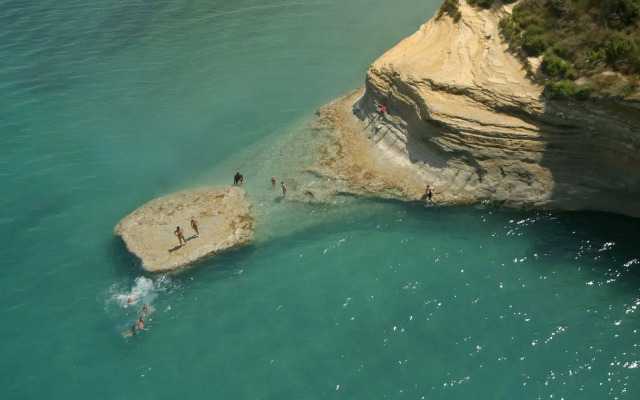 Angelina Hotel & Apartments