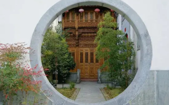 Jinyuetang Boutique Guesthouse