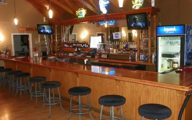 New Moon River Inn