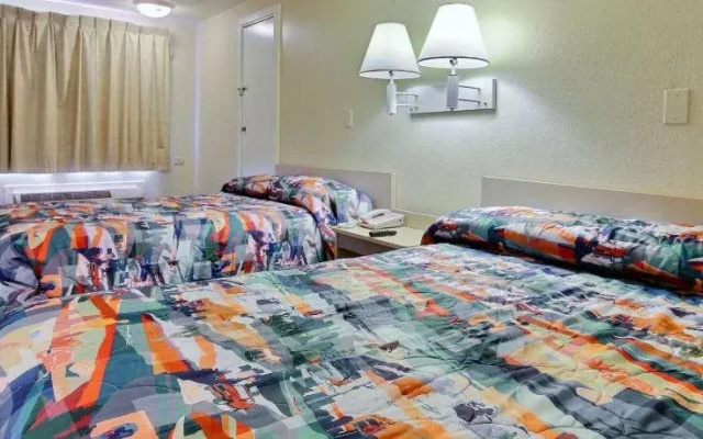 Motel 6 Palm Bay
