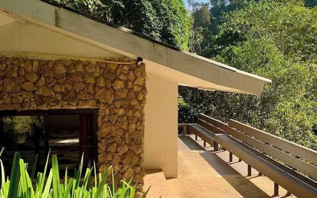 The Cascade - Mae Taeng Waterfall Bungalows