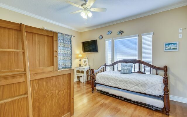 Beachfront Melody 4 Bedroom Home