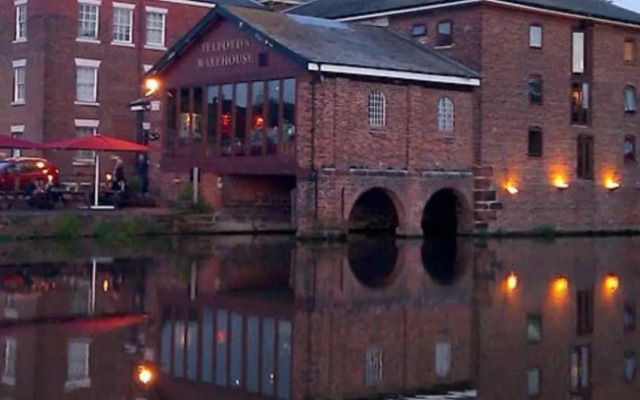 Chester Water view thirty8