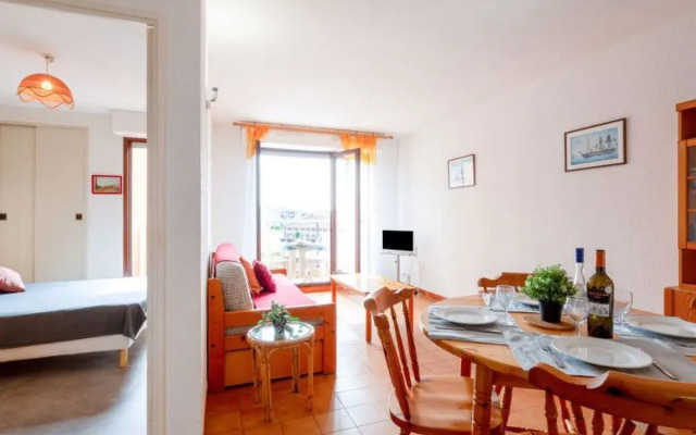 Les Pins Ensoleilles 35038