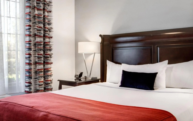 Ayres Suites Mission Viejo – Lake Forest