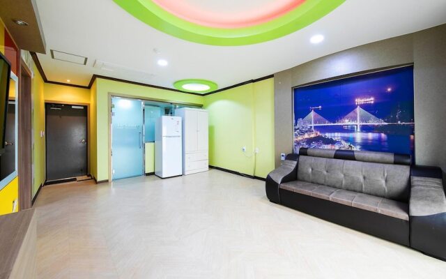 Yeosu The King Pension