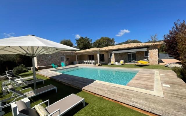 Villa Poggio Rosso - Pool-House & Piscine chauffée