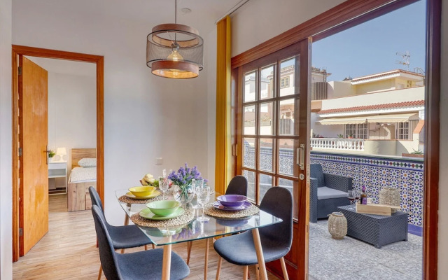 Retreat w Ocean Views Private Parking Ensuite