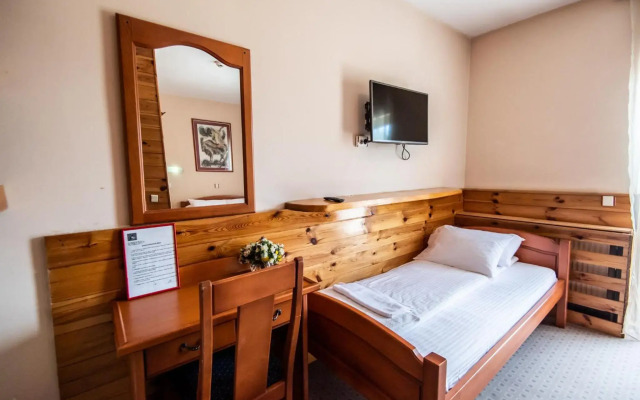 Enigma Hotel