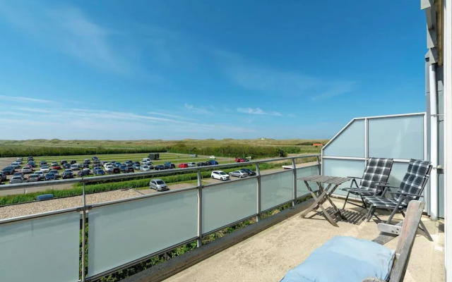 Gracious Apartment at Dune Groote Keeten