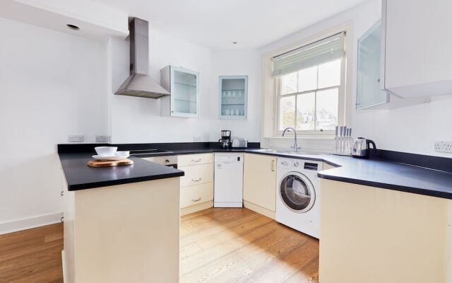 Stunning Knightsbridge Suites by Sonder