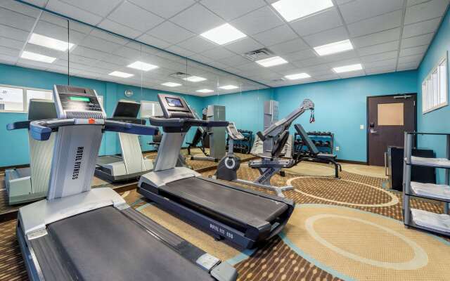 Comfort Inn & Suites Oklahoma City West - I-40