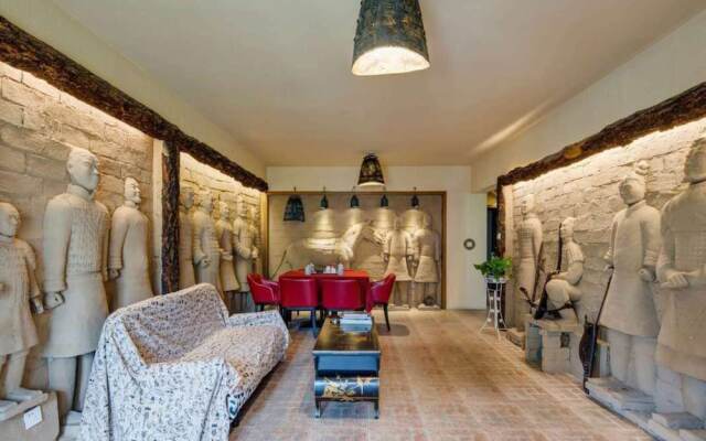 Xi'An Warriors Apartment